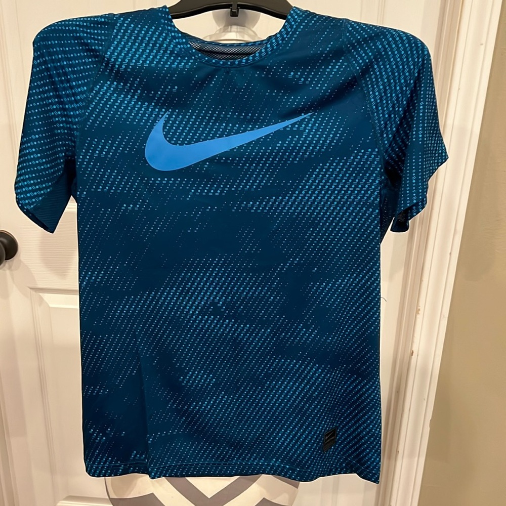 Nike pro dri-fit, size YXL